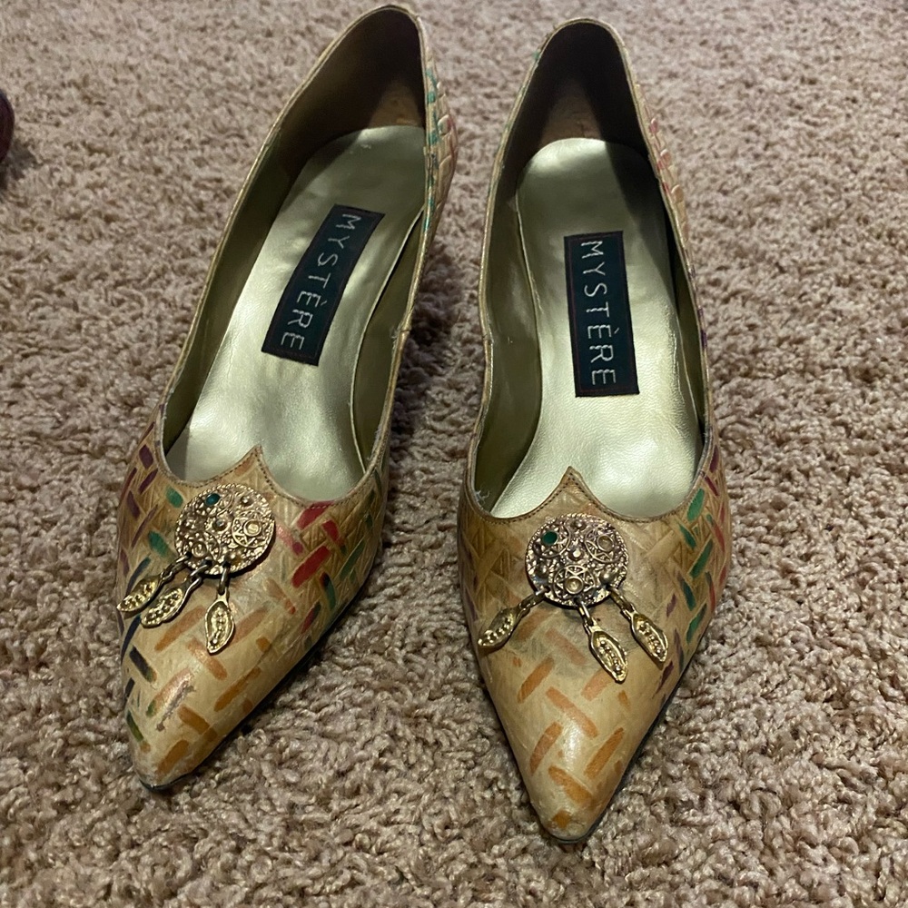 Elegant shoes